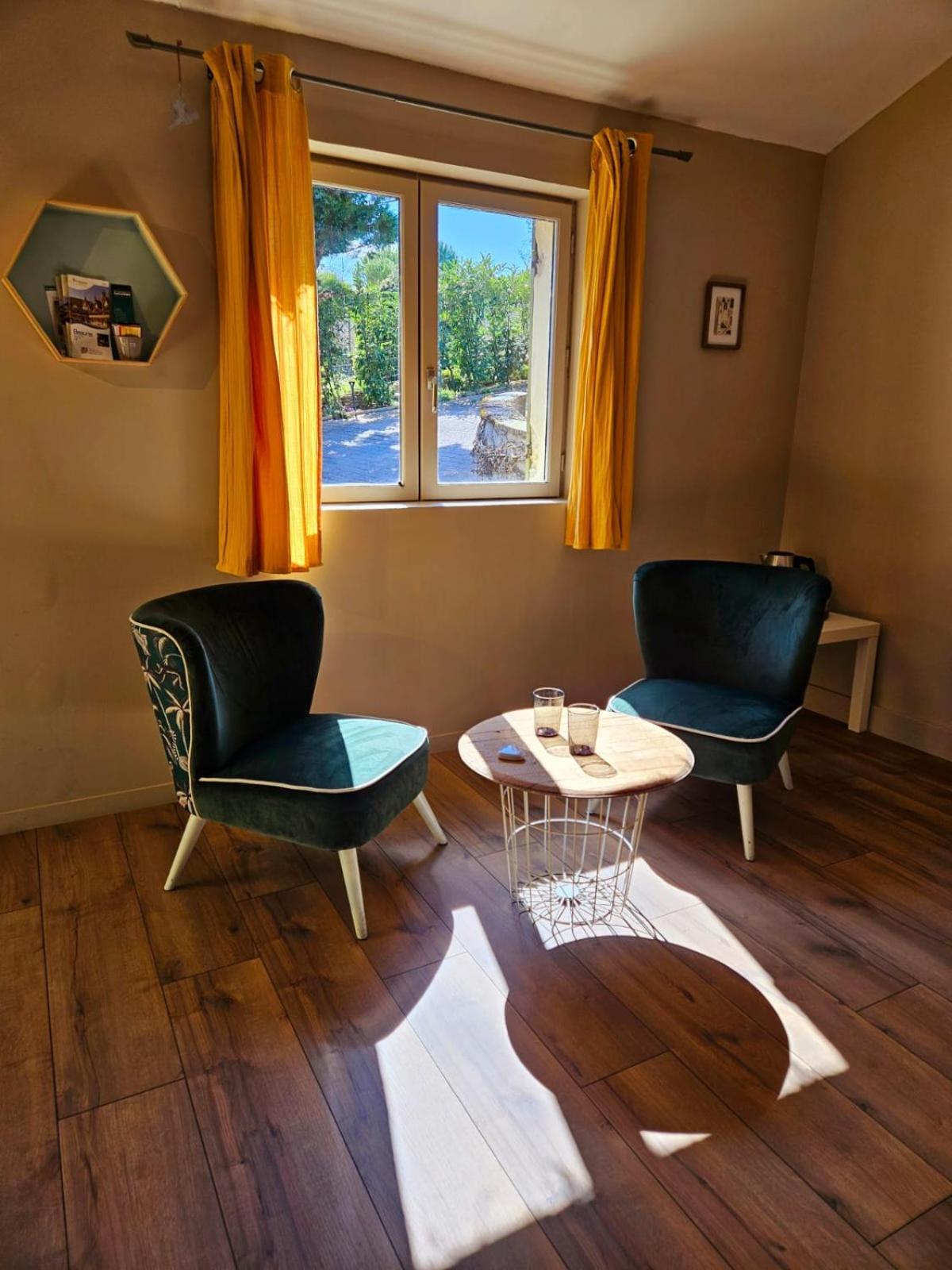 Lb Et Lb Bed & Breakfast Beaune  Eksteriør bilde